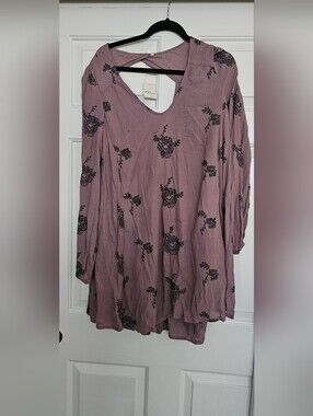Mauve Floral Embroidered Tunic